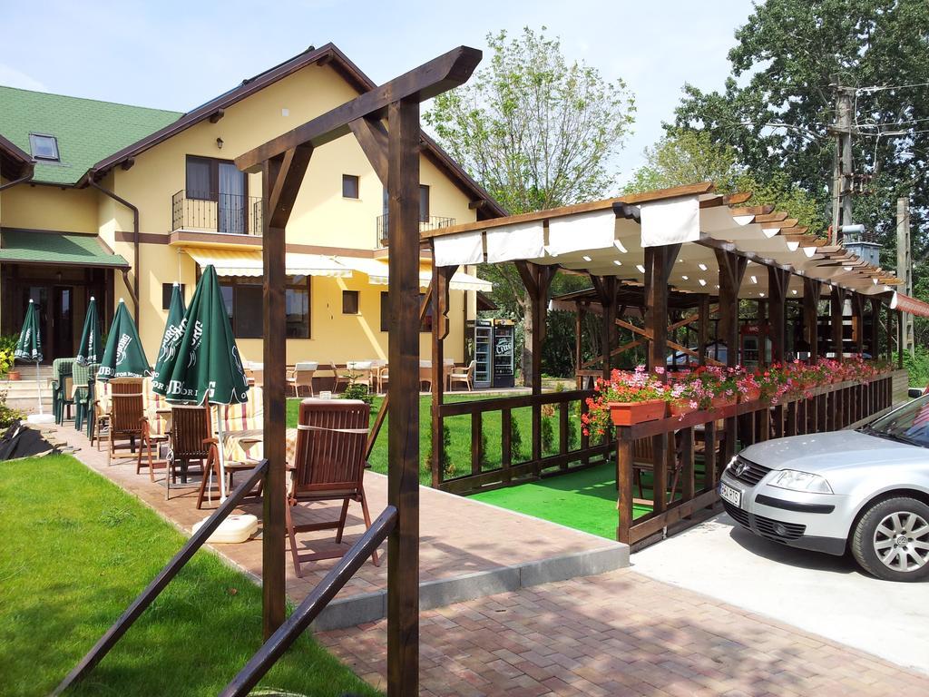 阿拉德 伦卡旅馆酒店 外观 照片